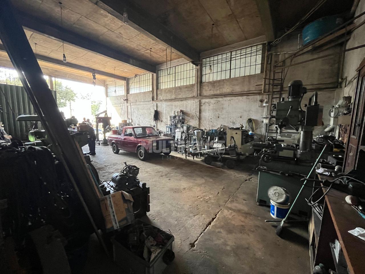Loja Comercial à venda no bairro Jardim Riacho das Pedras, CON...