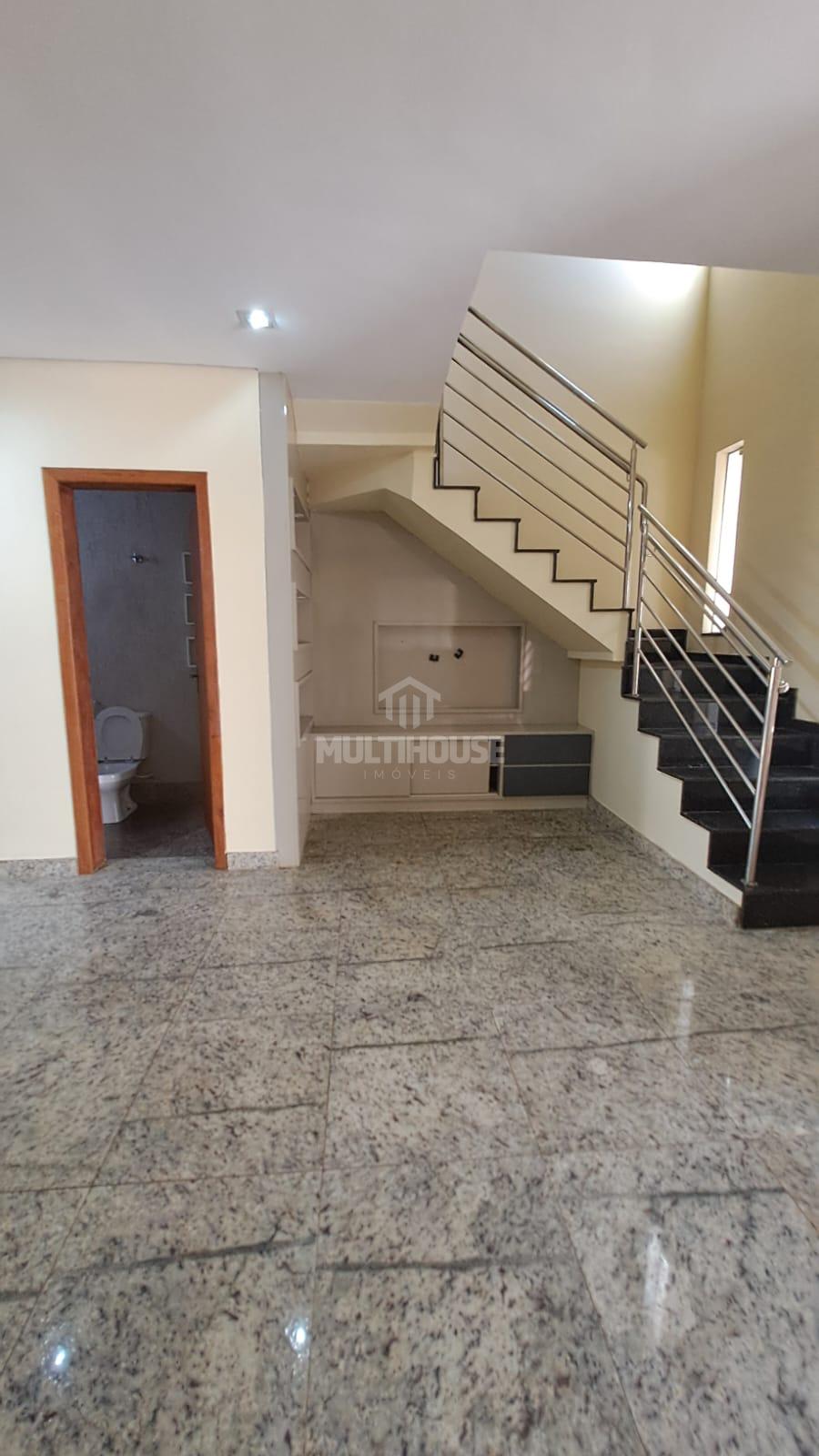 Casa, 3 quartos, 180 m² - Foto 1