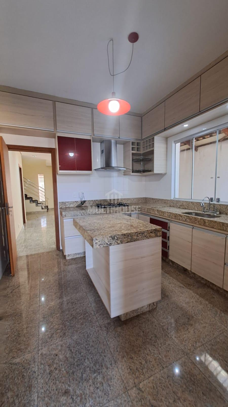 Casa, 3 quartos, 180 m² - Foto 9