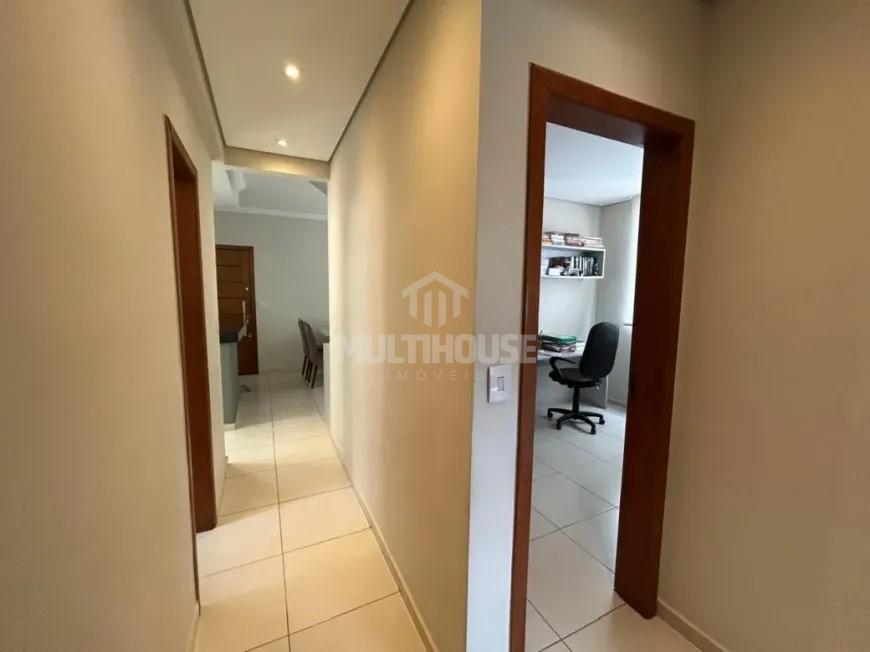 Apartamento para alugar com 3 quartos, 140m² - Foto 4