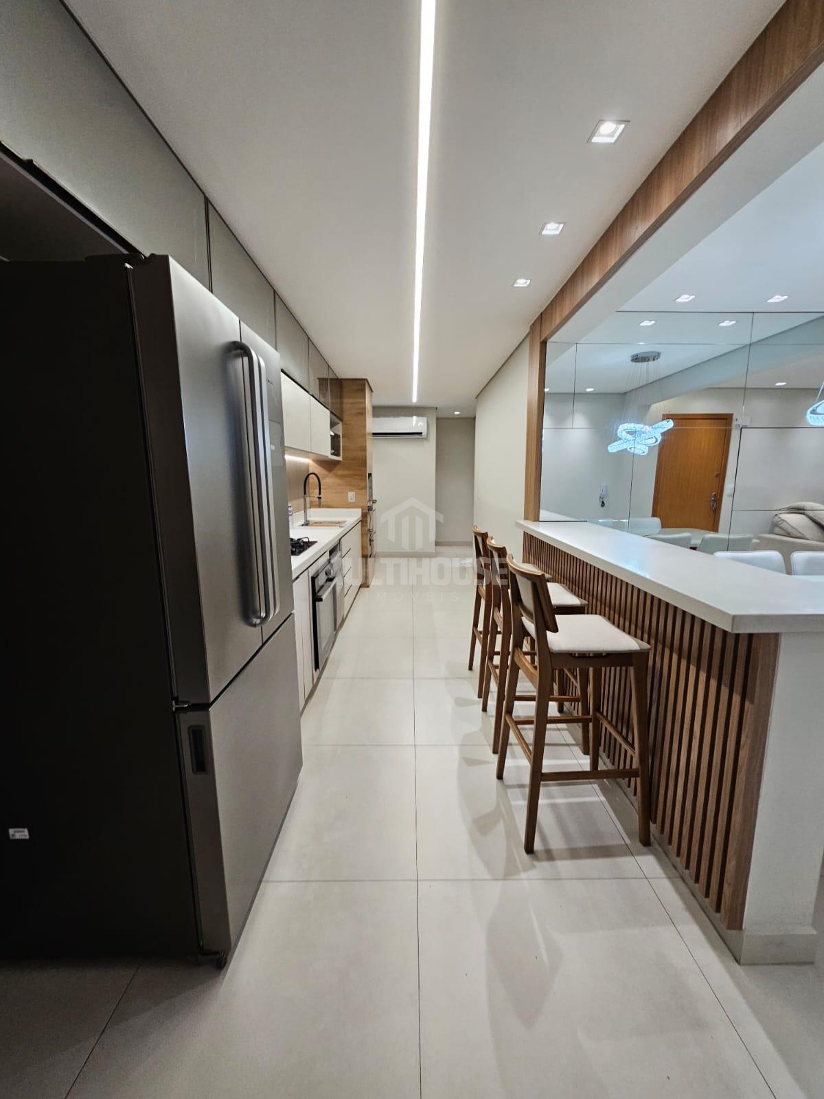 Apartamento para alugar com 3 quartos, 150m² - Foto 4