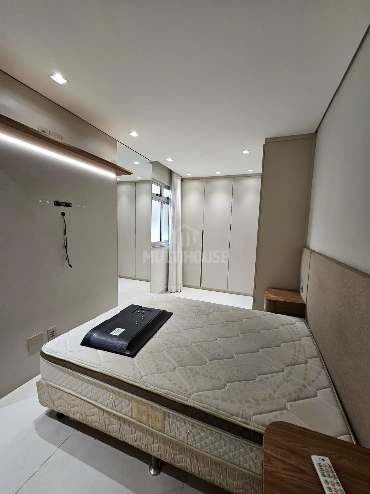 Apartamento para alugar com 3 quartos, 150m² - Foto 30