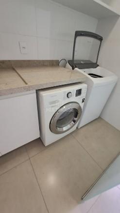 Apartamento para alugar com 3 quartos, 150m² - Foto 63