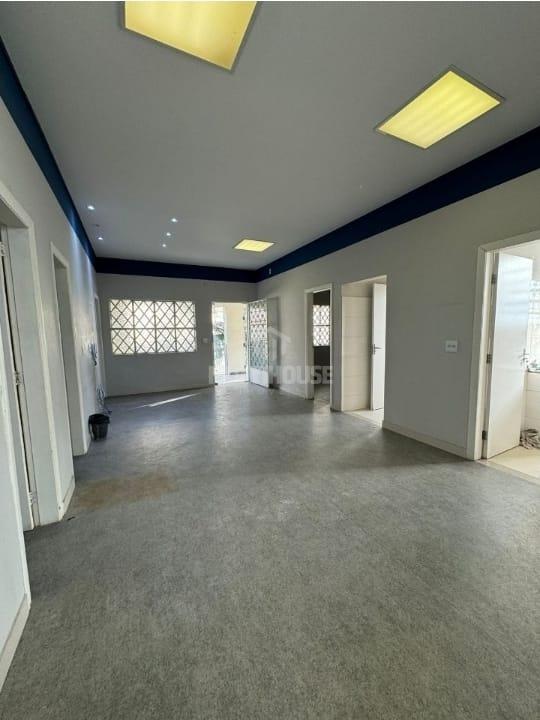 Casa para alugar com 4 quartos, 152m² - Foto 4