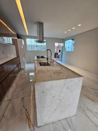 Casa para alugar com 3 quartos, 200m² - Foto 7