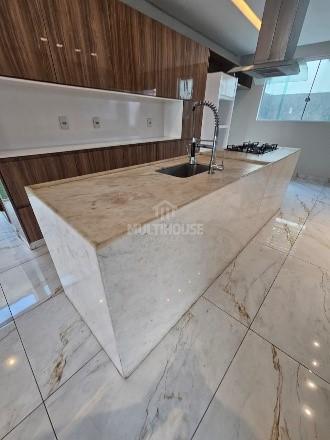Casa para alugar com 3 quartos, 200m² - Foto 8