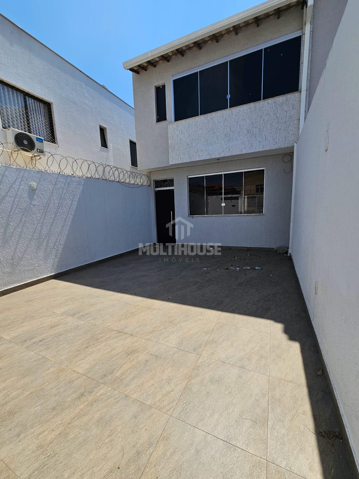 Casa, 3 quartos, 105 m² - Foto 1
