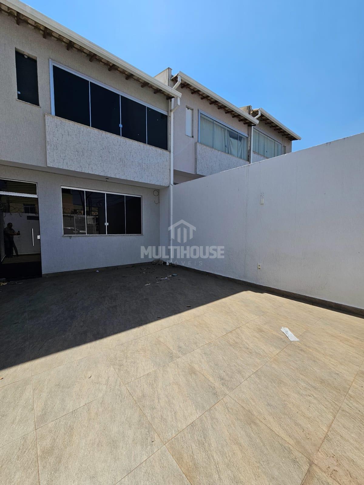 Casa, 3 quartos, 105 m² - Foto 2