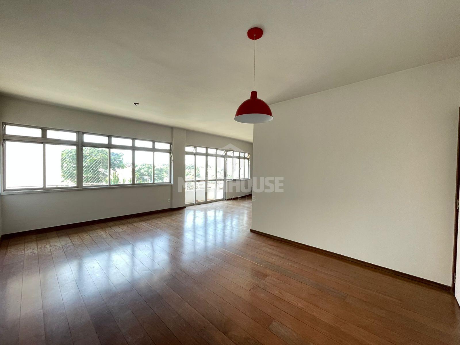 Apartamento de 185 m  4  1 suíte  e 2 vagas noSão José  Pampul...