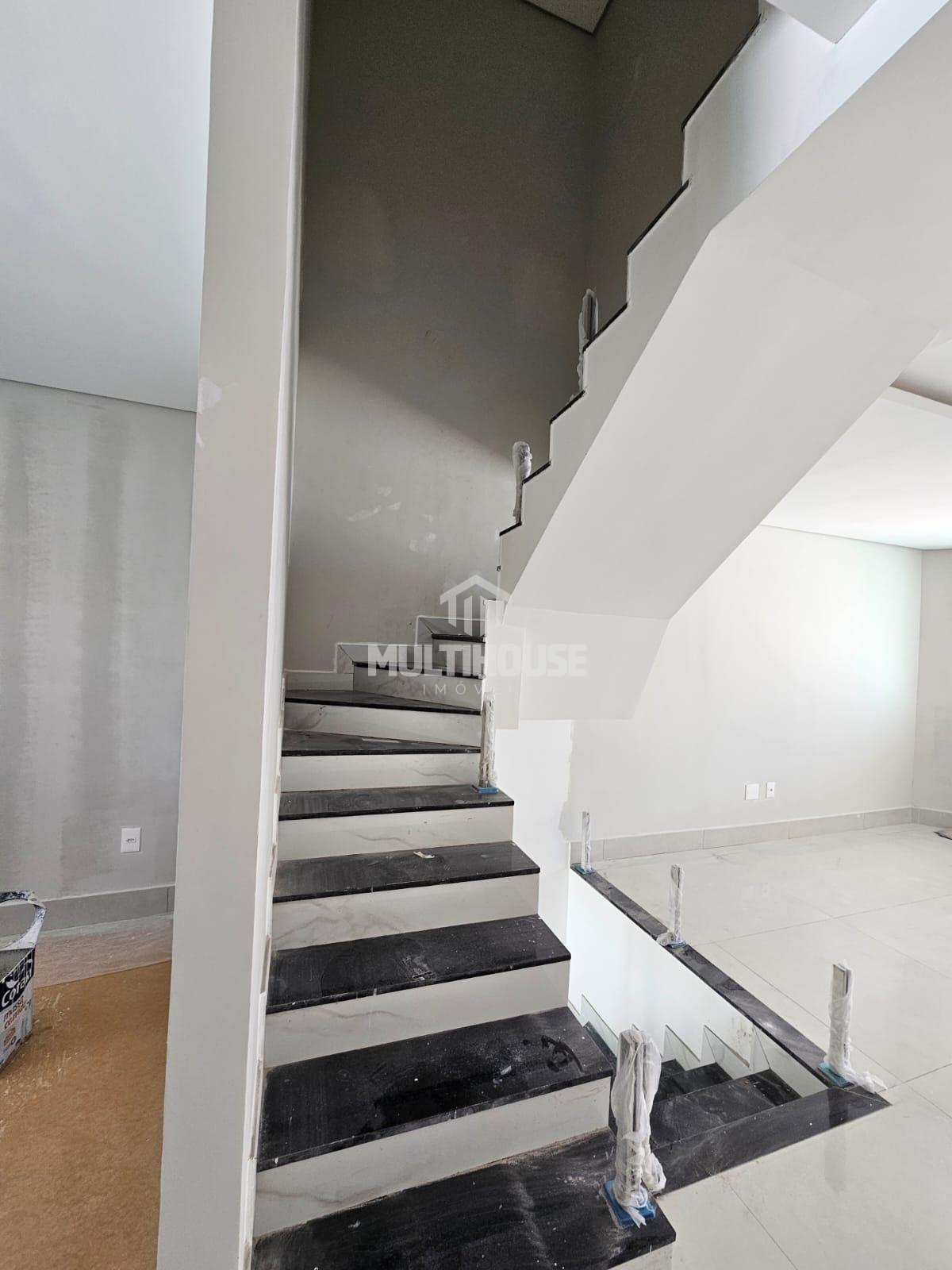 Casa, 3 quartos, 210 m² - Foto 3