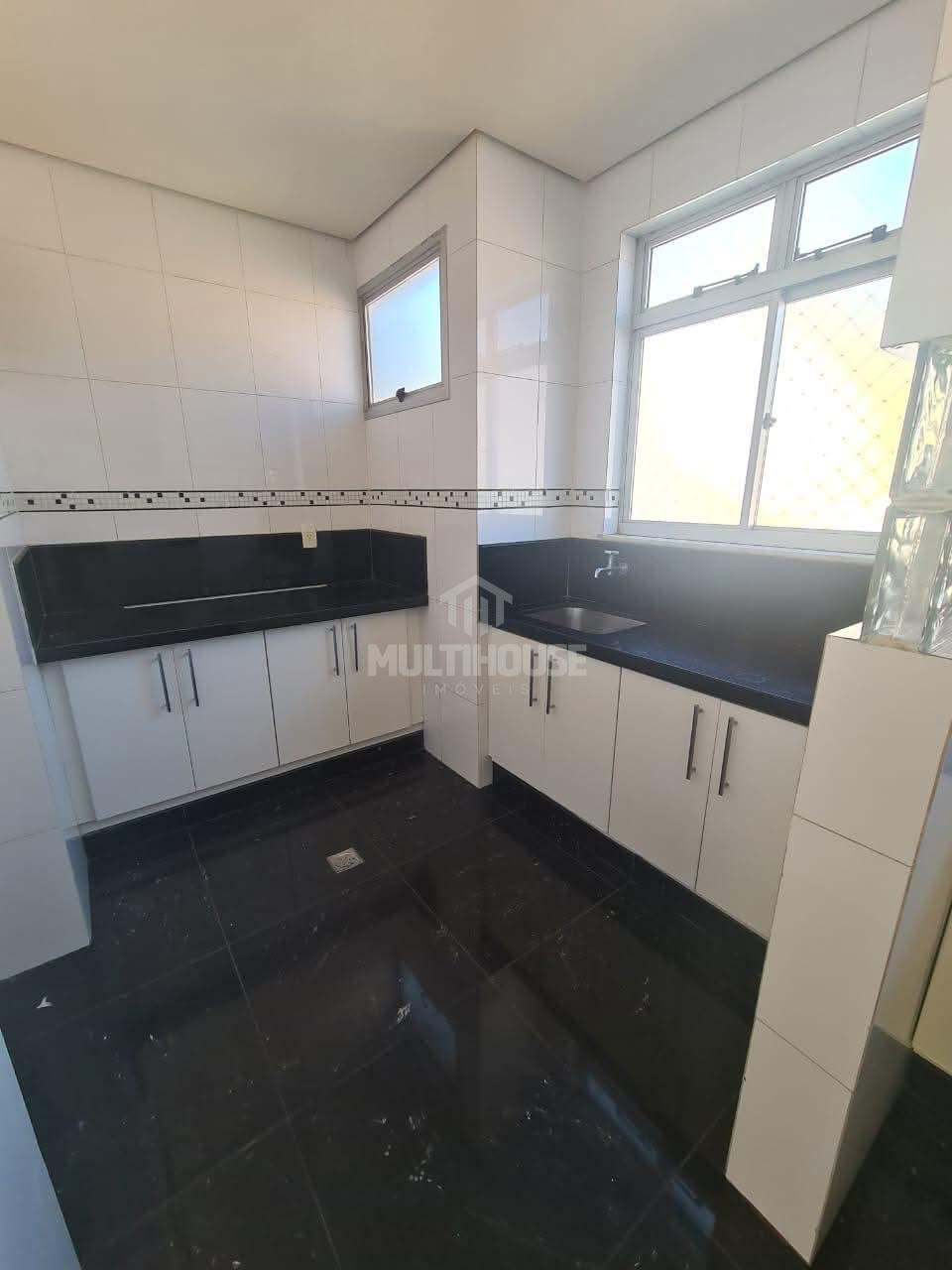 Apartamento à venda, 3 quartos, 1 suíte, 2 vagas, Castelo - Be...