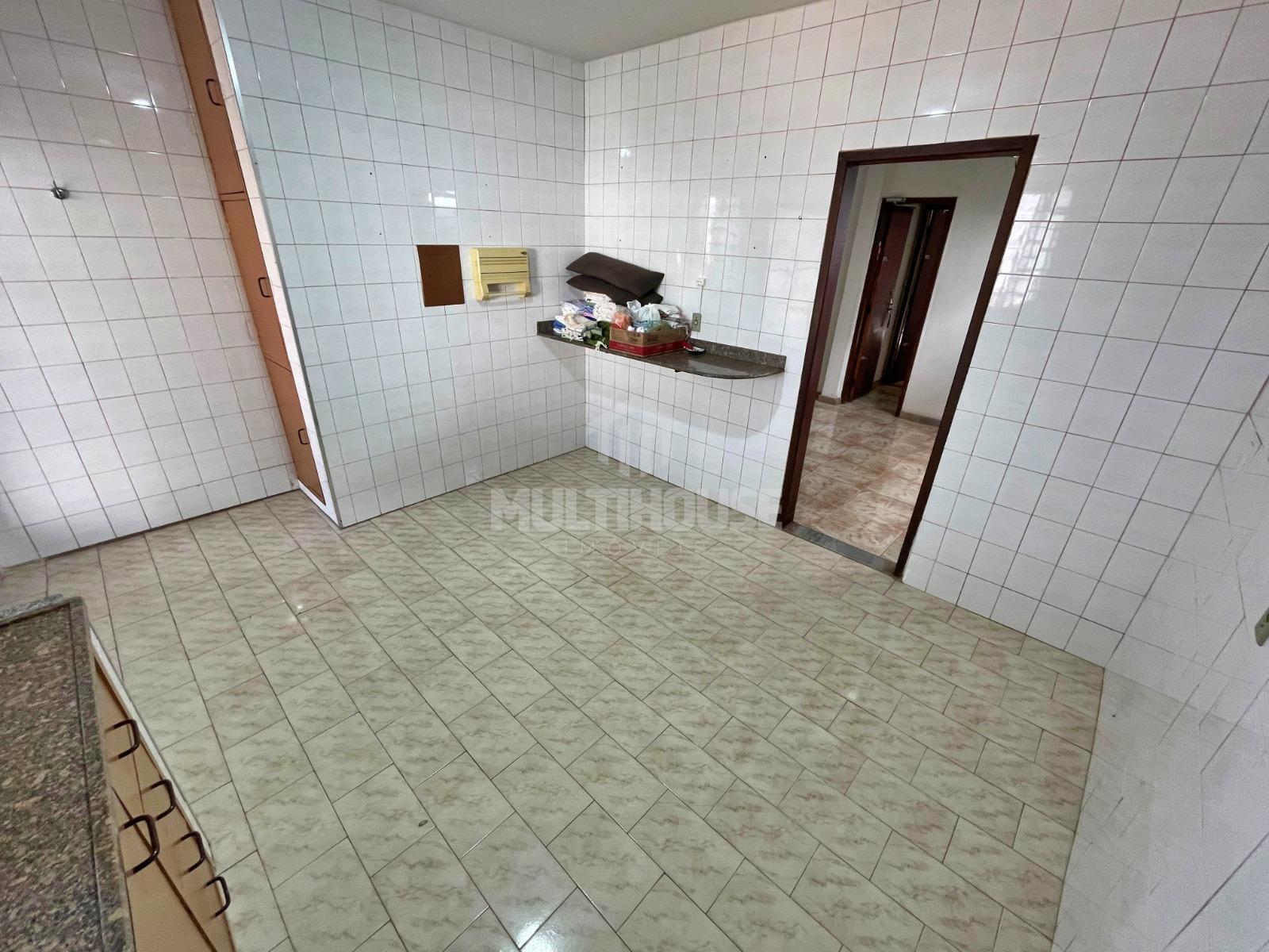 Casa, 3 quartos, 185 m² - Foto 14