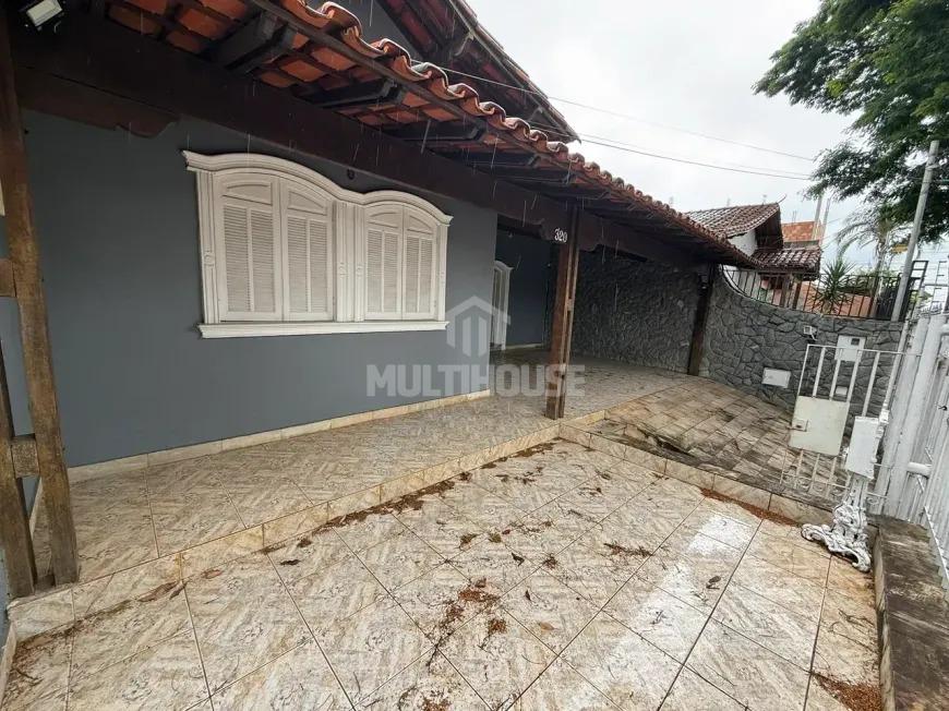 Casa, 4 quartos, 480 m² - Foto 1