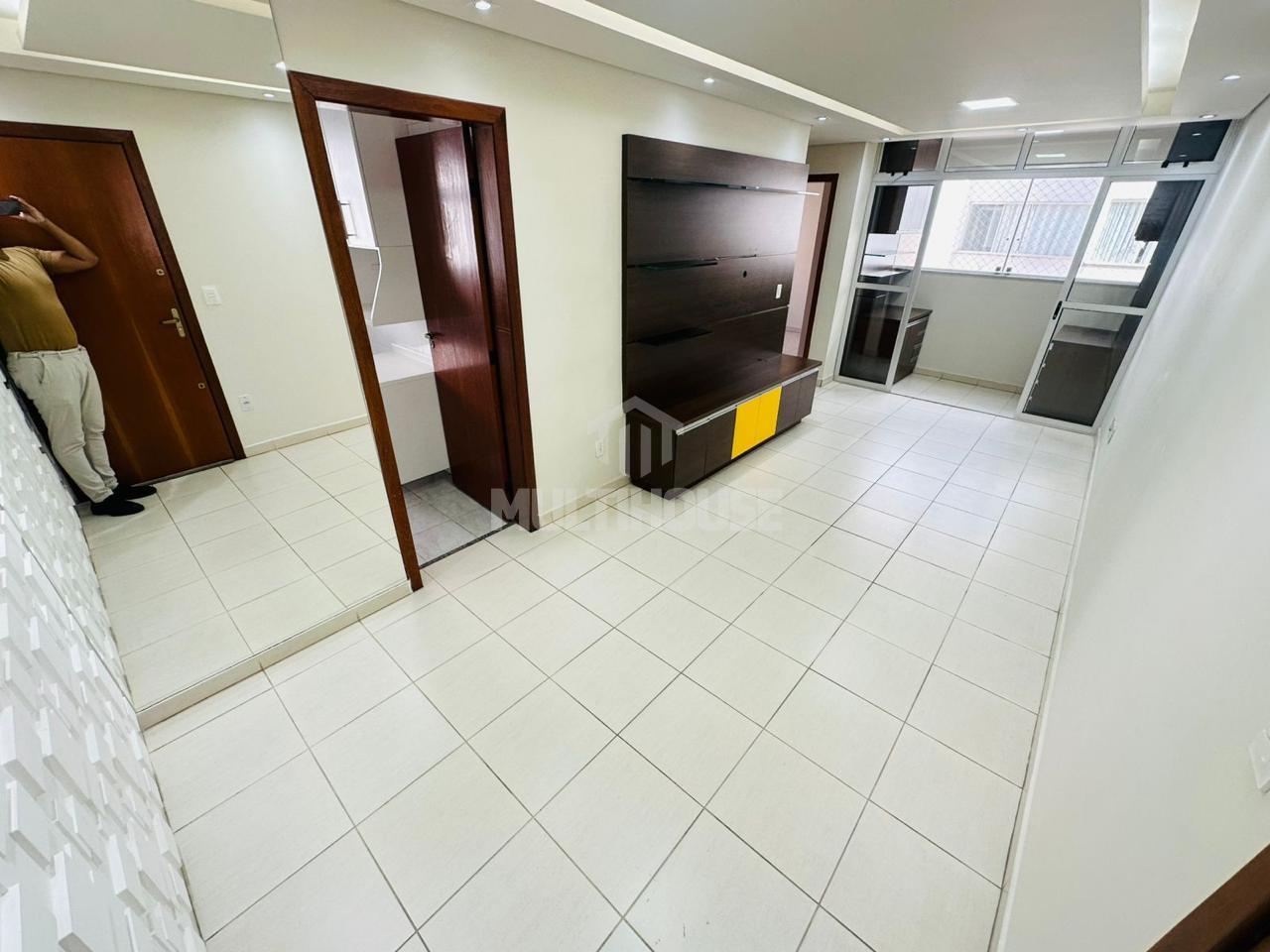 Apartamento com 2 Quartos, 1 vaga de 55m² para alugar no bairr...