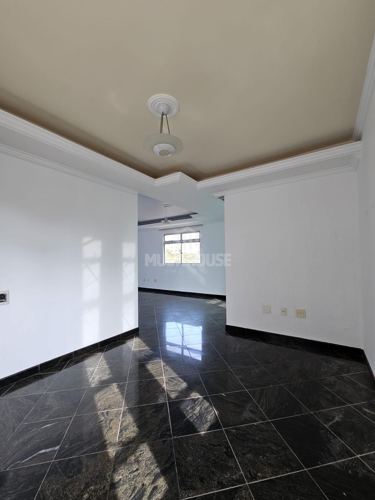 Apartamento a venda 4 Quartos, 1 Suíte e 4 Vagas no Jaraguá  -...