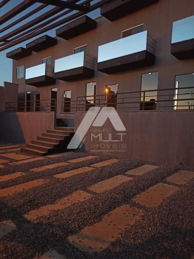 Sobrado no Residencial DELI