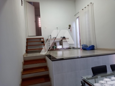 Linda Casa a Venda no Jardim Republica