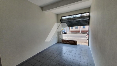 Ponto comercial com área residencial na parte superior no Cent...