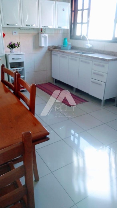 Sobrado a venda, Nova esperança, ótima localização em JACAREÍ 