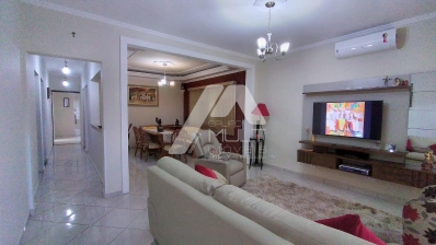 Excelente Casa 4 Dts, sendo 1 suíte, Cidade Jardim - Jacareí