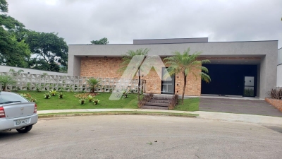 Ótima casa alto padrão á venda em Caçapava-SP