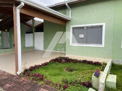 Linda casa térrea em condomínio fechado com móveis planejados