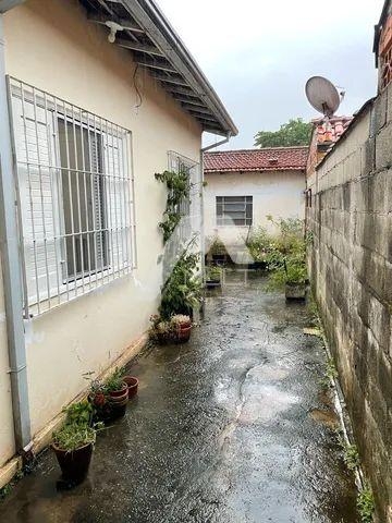 Excelente casa na Vila Martinez,quintal amplo,2 quartos