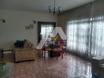 Linda casa à venda, Jardim Pereira do Amparo, JACAREI - SP
