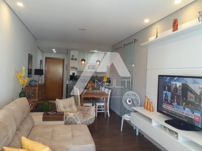 Lindo apartamento com vista permanente para o mar,na praia Mar...