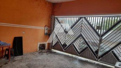 Casa com 2 dormitórios à venda, PARQUE MEIA LUA, JACAREI - SP