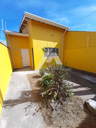 Casa de 2 Dormitórios à Venda no Jardim Marques, Jacareí