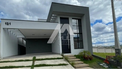 Casa Térrea á VENDA - Campos Elíseos - Taubaté - SP.