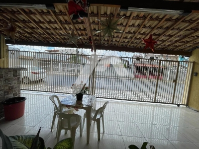 Casa Térrea a VENDA - Parque Santo Antônio - Taubaté - SP.