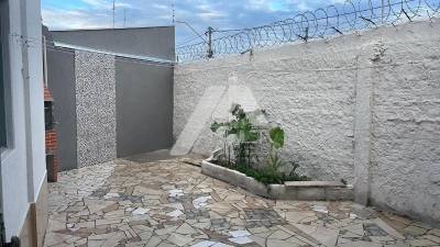 Casa térrea a VENDA - Vila Aparecida - Taubaté - SP
