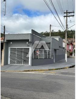 Casa de Alto Padr?o t?rrea - S?o Silvestre - Jacare? - SP.