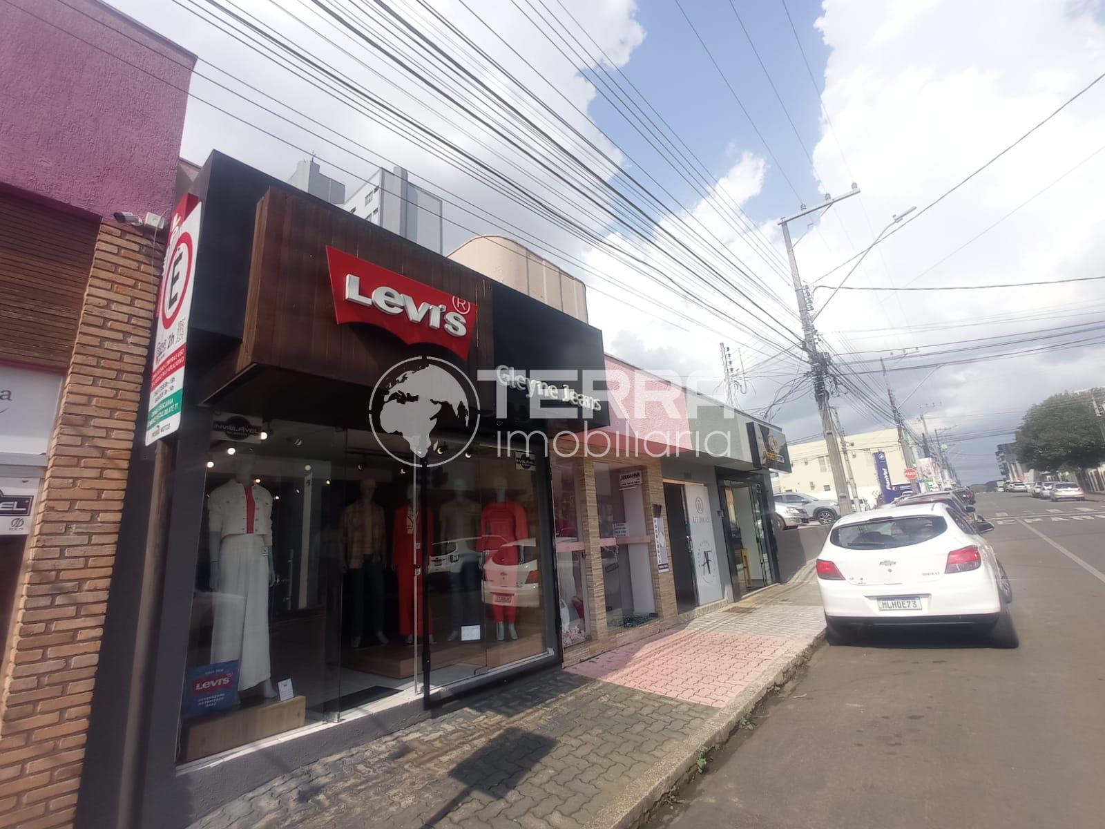 SALAS COMERCIAIS NO CENTRO DA CIDADE DE GUARAPUAVA - PARAN