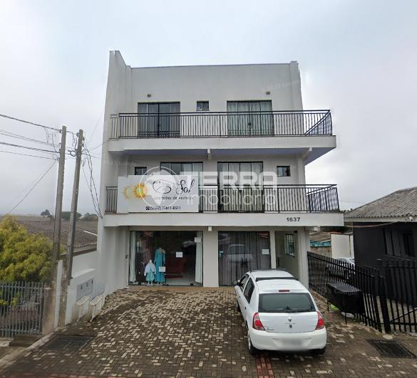 Amplo Apartamento no Batel