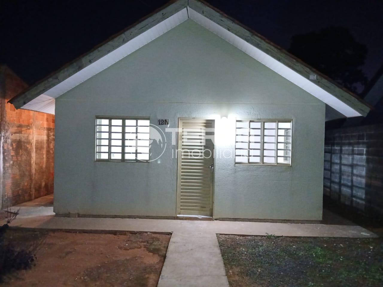 Casa com 2 dormitrios  venda, RESIDENCIAL 2000, GUARAPUAVA - PR