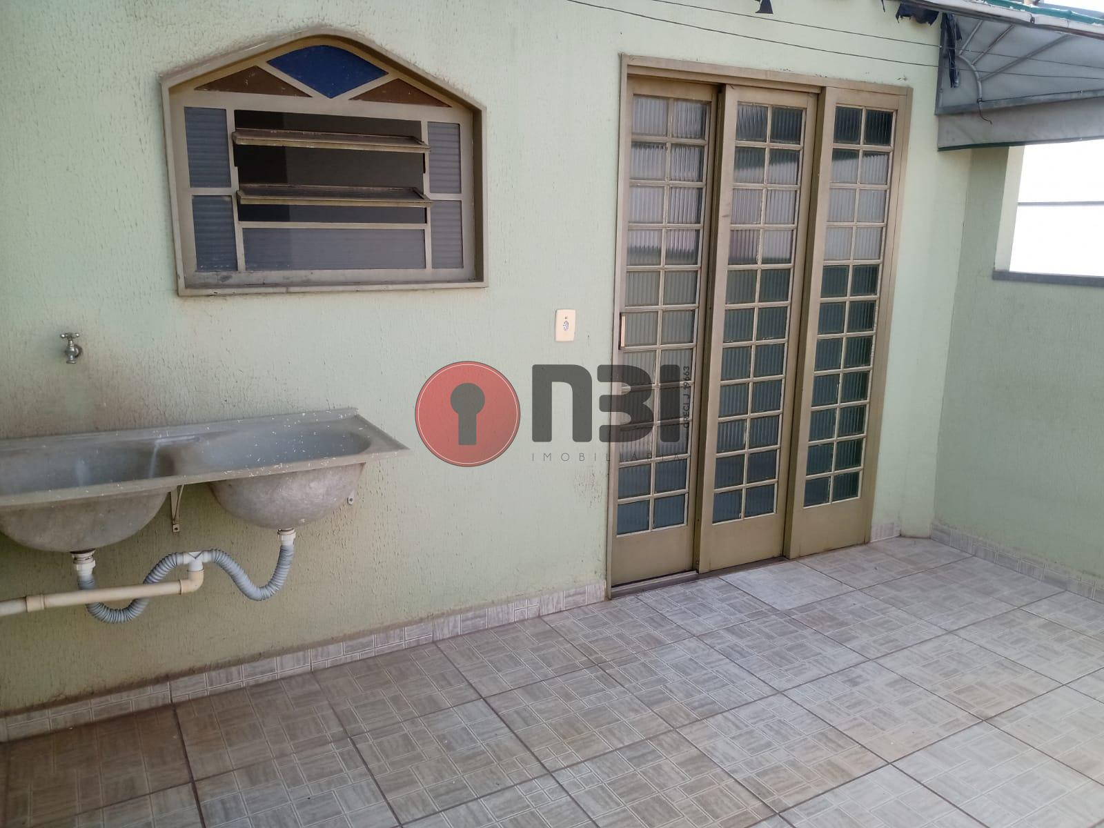 Imóvel Comercial com 5 quartos à venda, 200m² — foto 4 de 21