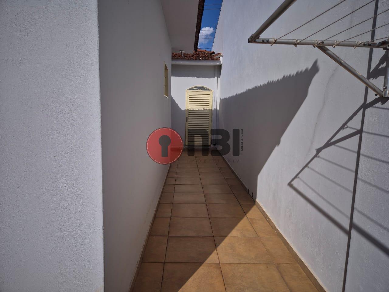 Casa com 3 quartos à venda, 197m² — foto 8 de 20