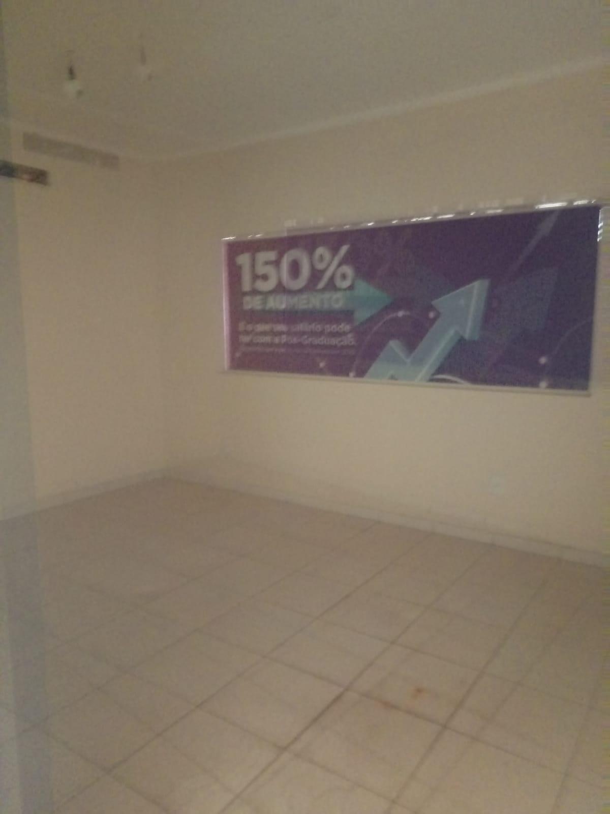 Galpão / Depósito / Armazém  para aluguel, 248m² — foto 6 de 30