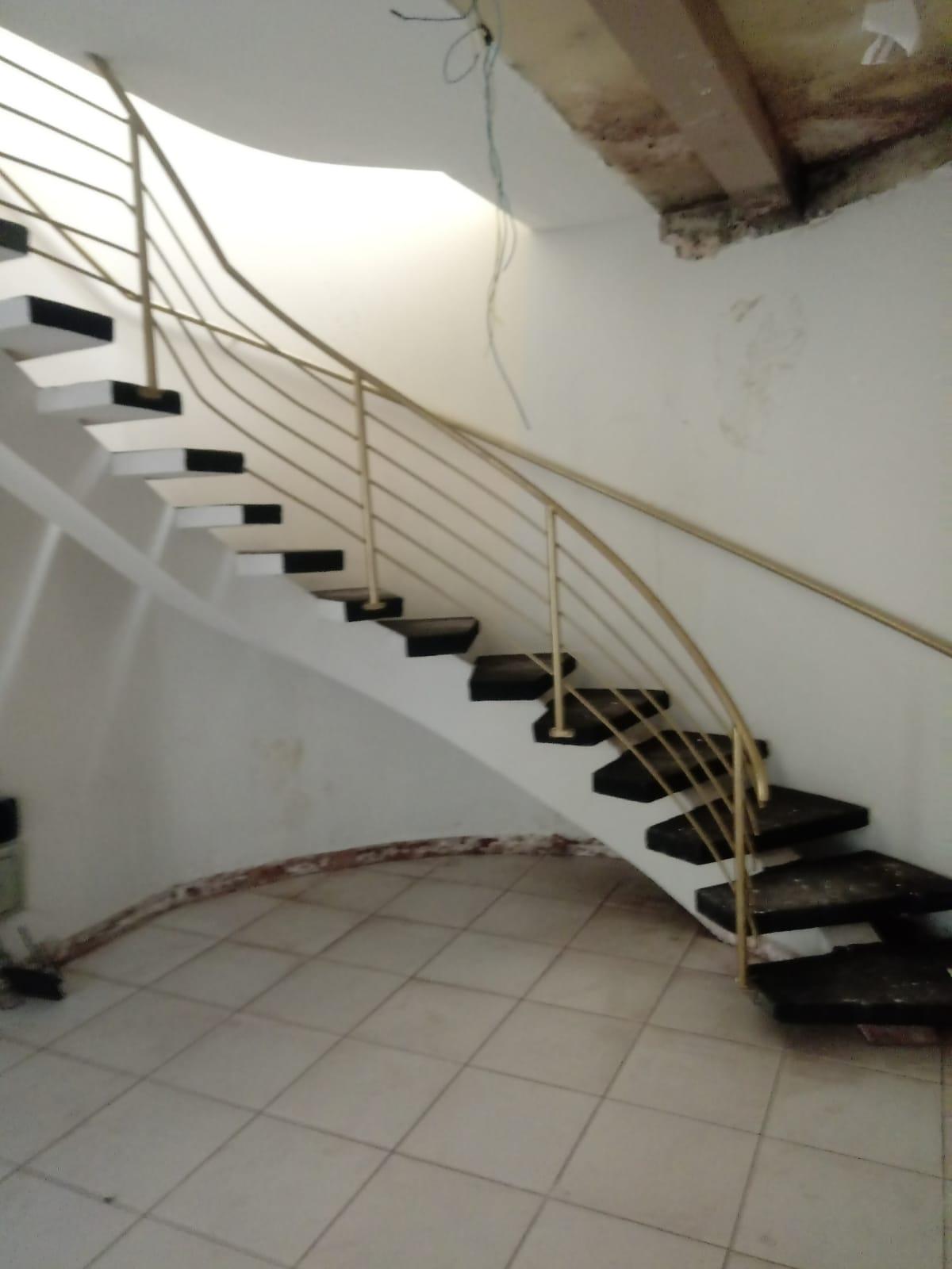 Galpão / Depósito / Armazém  para aluguel, 248m² — foto 8 de 30