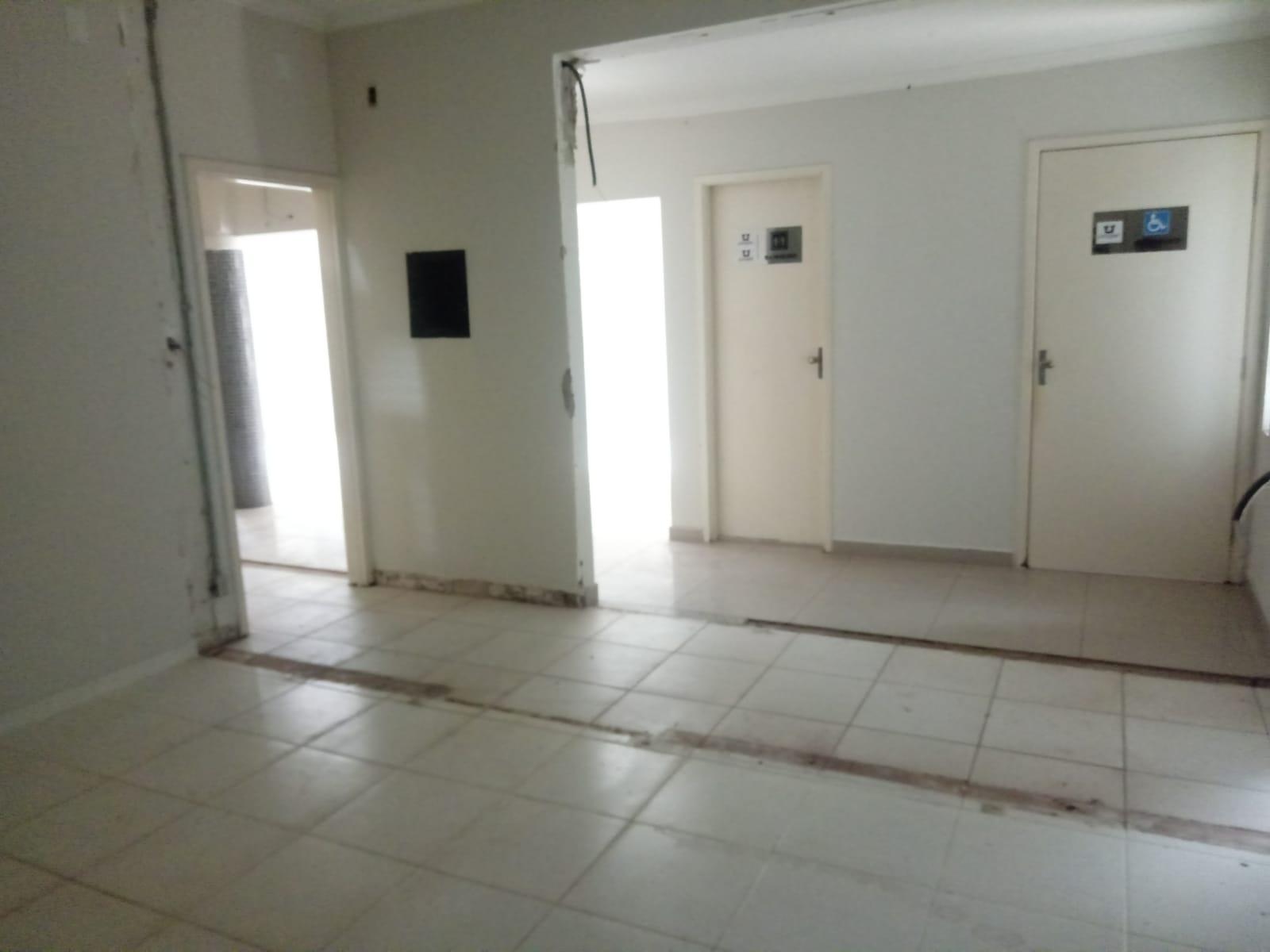 Galpão / Depósito / Armazém  para aluguel, 248m² — foto 22 de 30