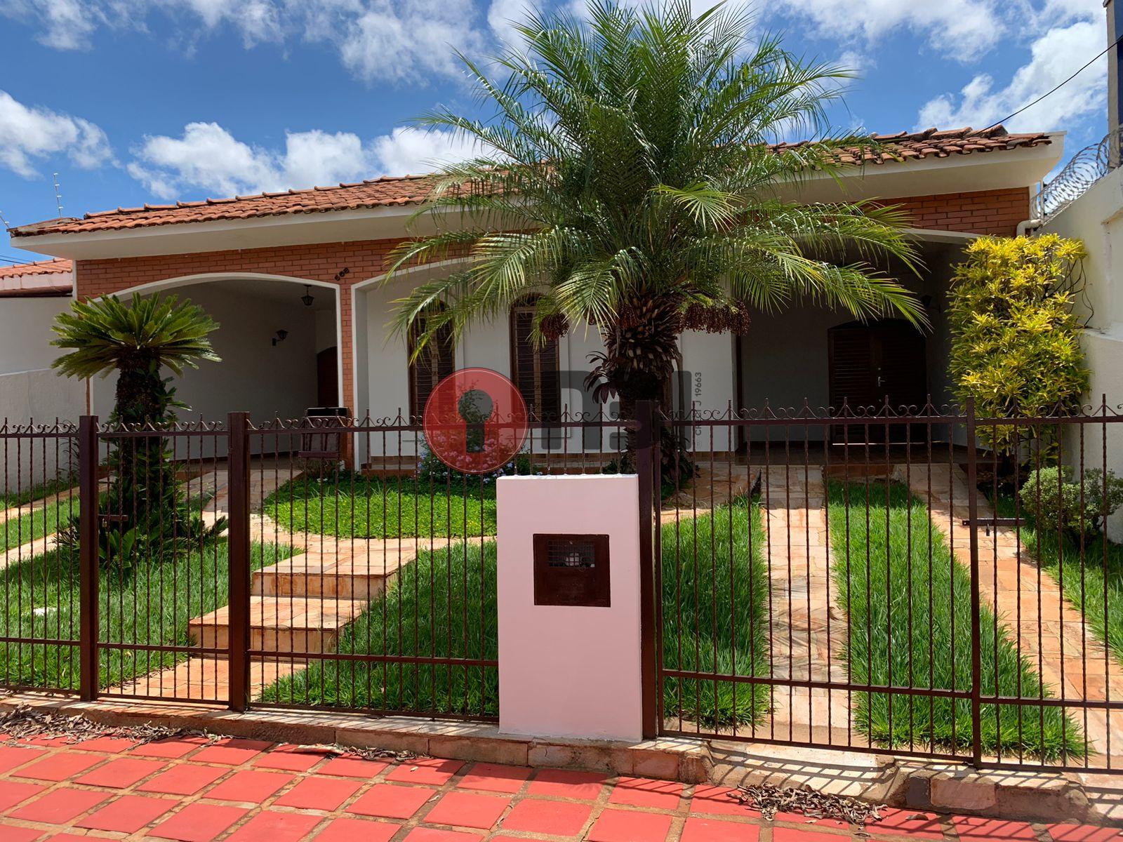 Casa com 2 quartos à venda, 300m² — foto 1 de 36