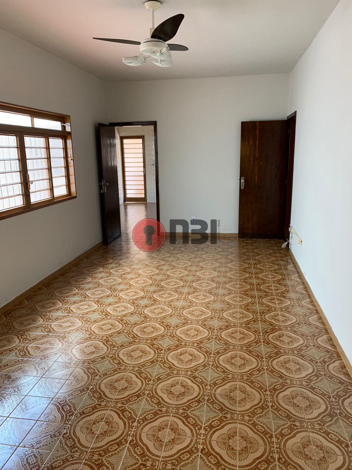 Casa com 2 quartos à venda, 300m² — foto 10 de 36