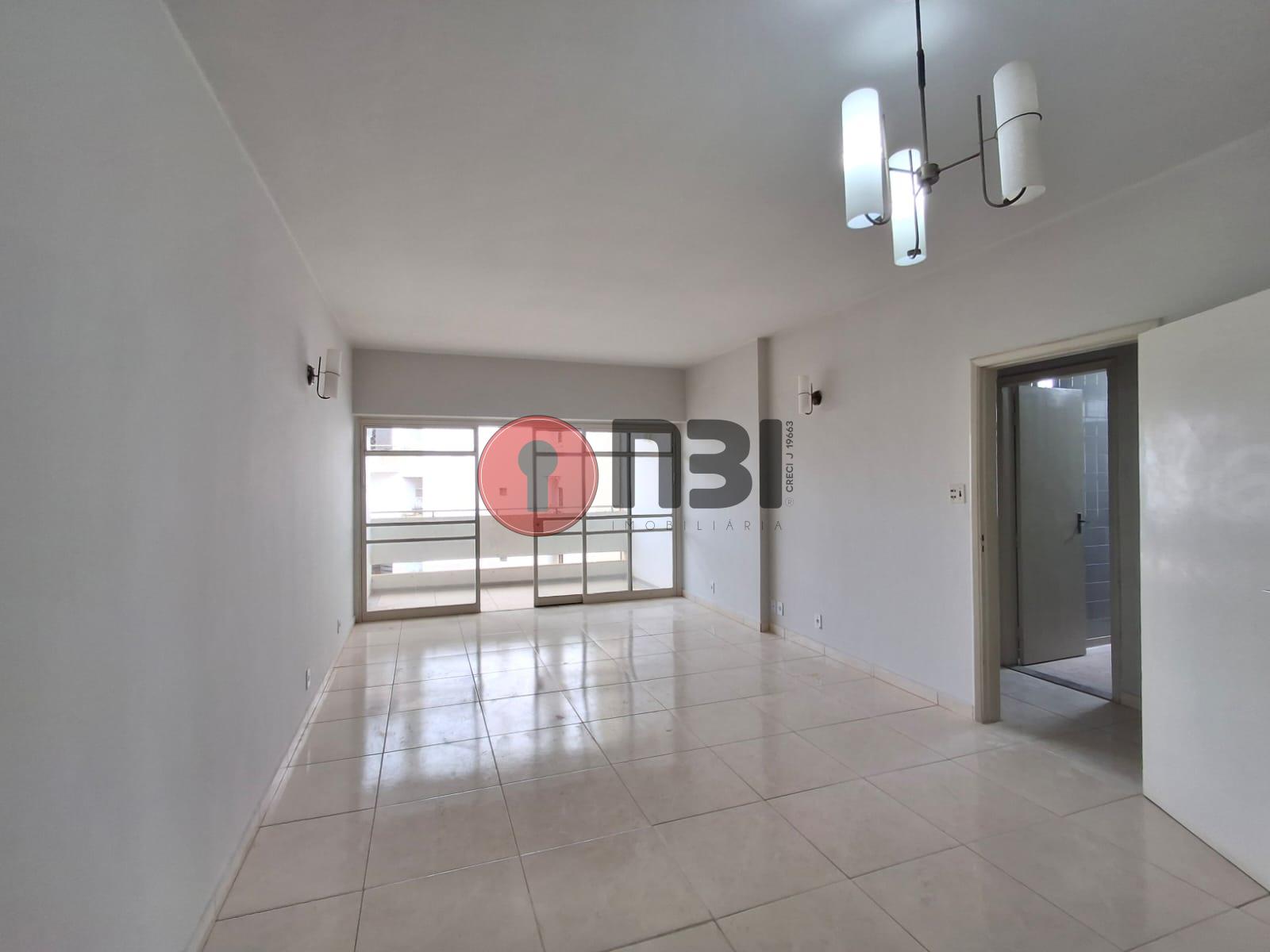 Apartamento com 3 quartos para aluguel, 110m² — foto 3 de 16