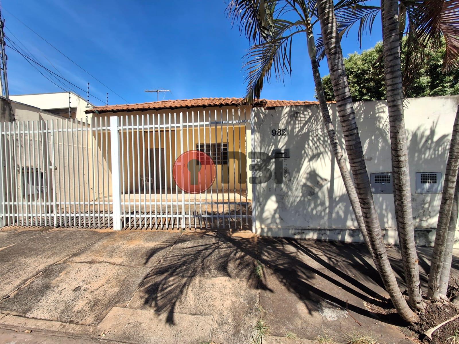 Casa com 2 quartos para aluguel, 90m² — foto 1 de 10