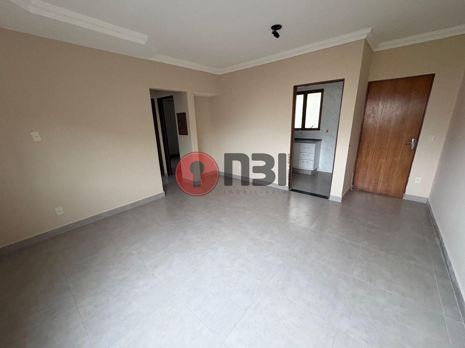Apartamento com 2 quartos à venda, 80m² — foto 2 de 14