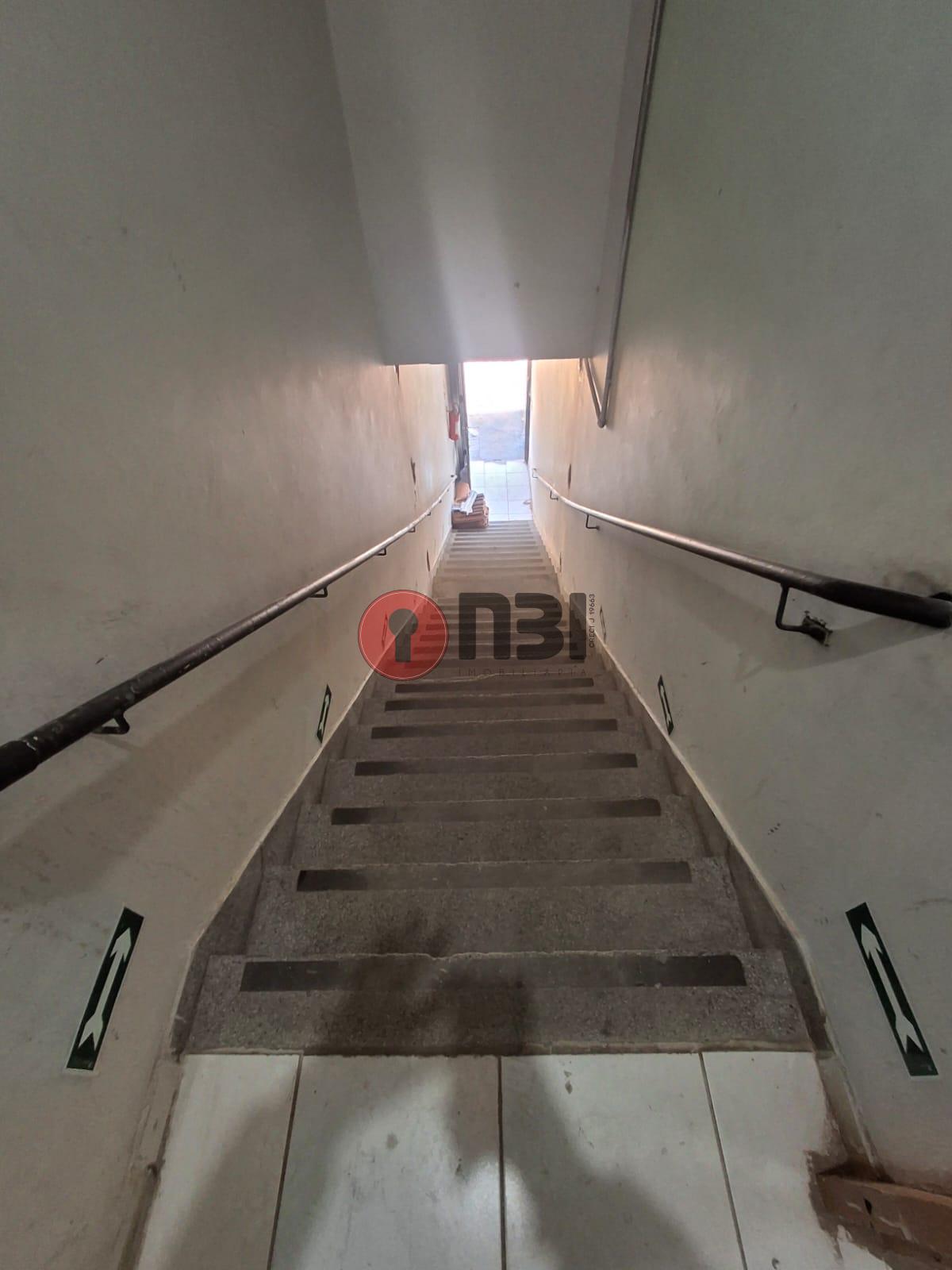 Apartamento com 3 quartos para aluguel, 150m² — foto 2 de 20