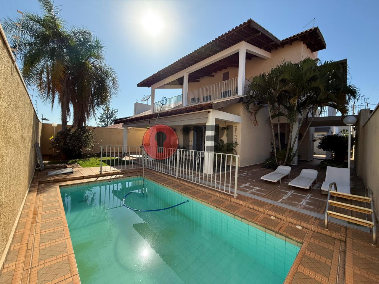 Casa com 1 quarto para aluguel, 400m² — foto 1 de 40